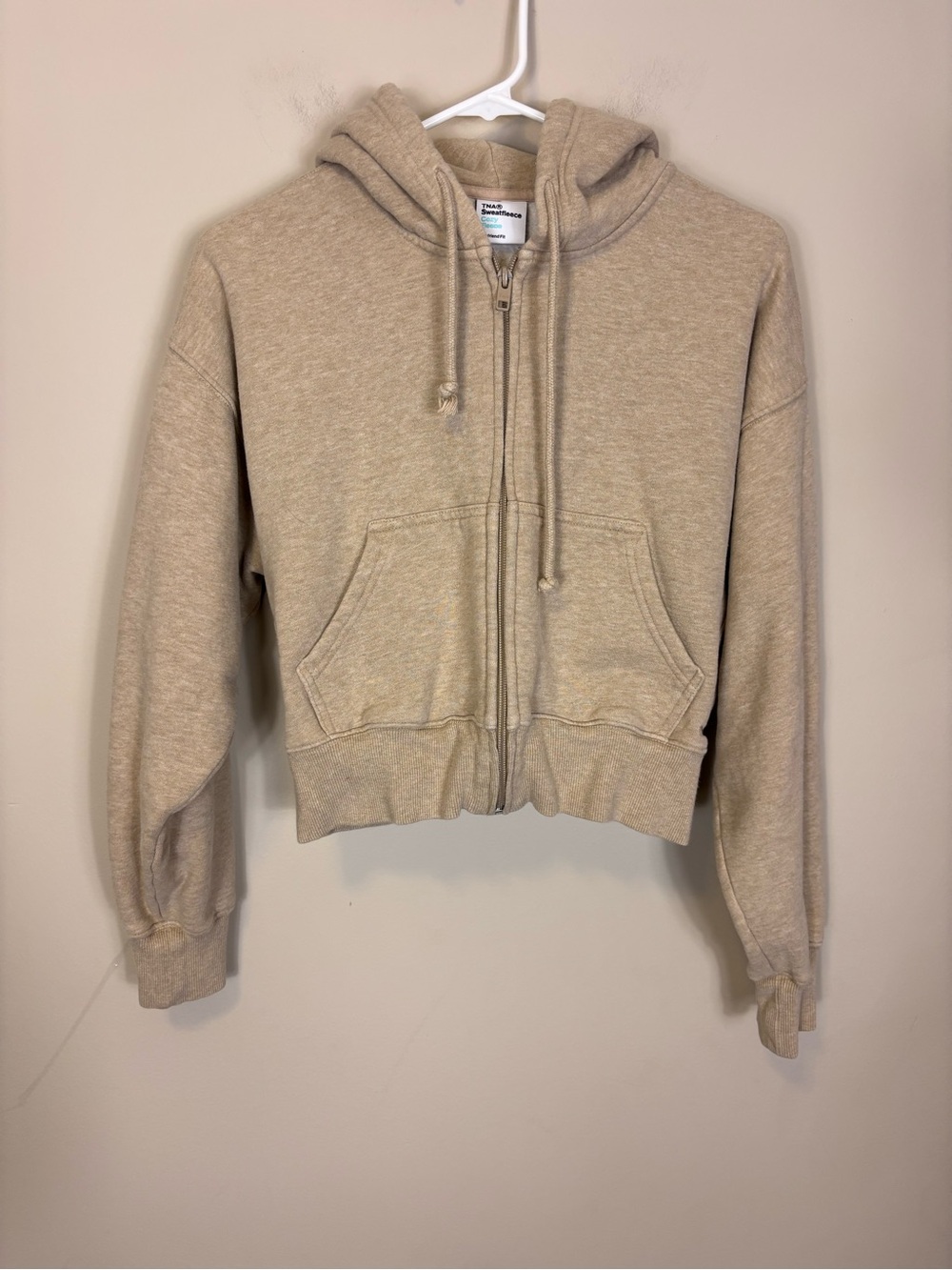 Aritzia TNA Sweatfleece Cozy Fleece Beige Tan Zip-Up Cropped Hoodie Small